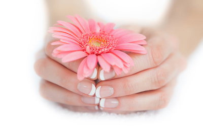 MANIKÚRA // PEDIKÚRA